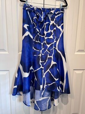 Venus Blue/White Giraffe Print Belted 
High Low Mermaid Style Skirt Size M
